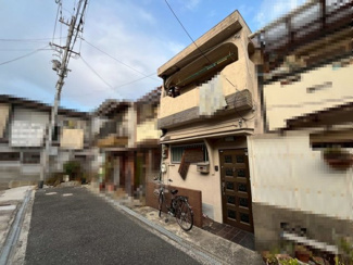 【前面道路含む現地写真】 | 浜寺船尾町西２丁　中古テラスハウス | 【オーナーチェンジ物件】現況賃貸中ですので、すぐに家賃収入をはじめられますね♪