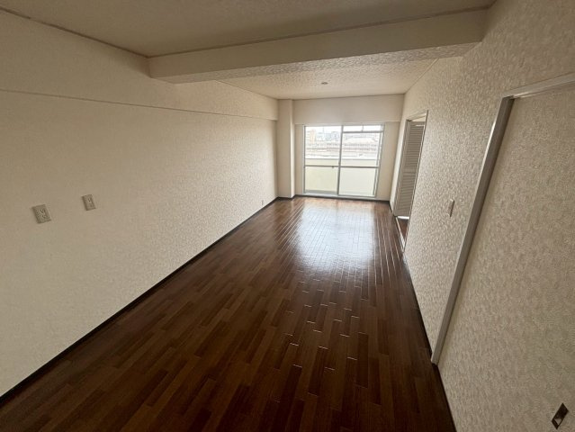 奈良パークハイツの居間・リビング