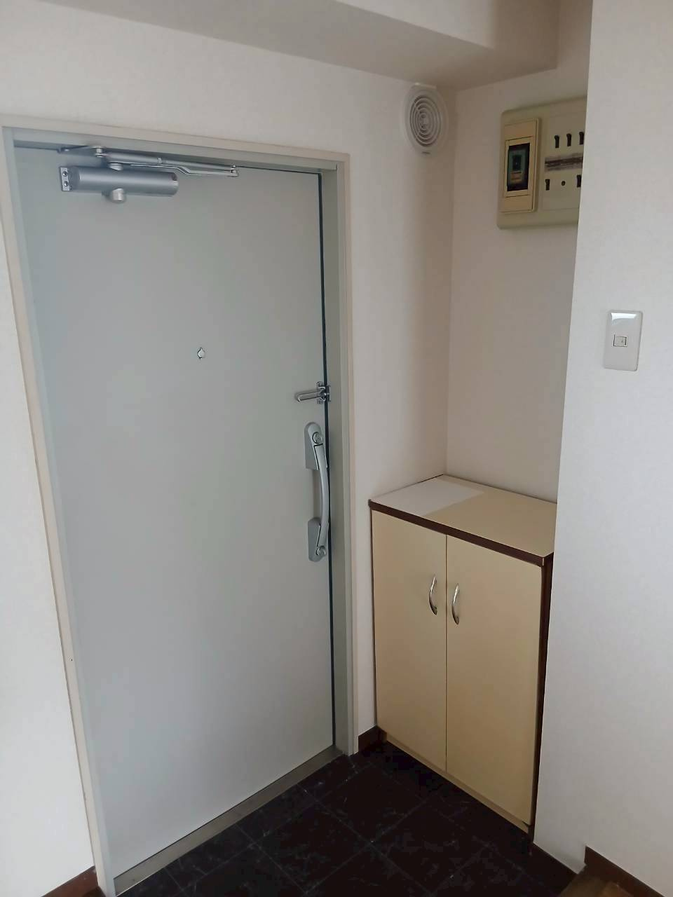 東松山マンションの玄関|ゆったりとした玄関です