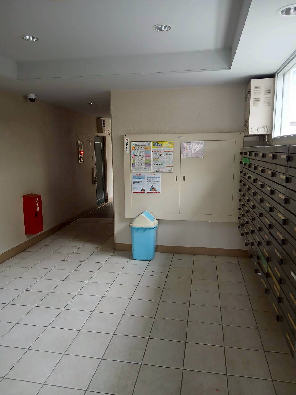 東松山マンションのロビー|毎日通るロビーはこのようになっています