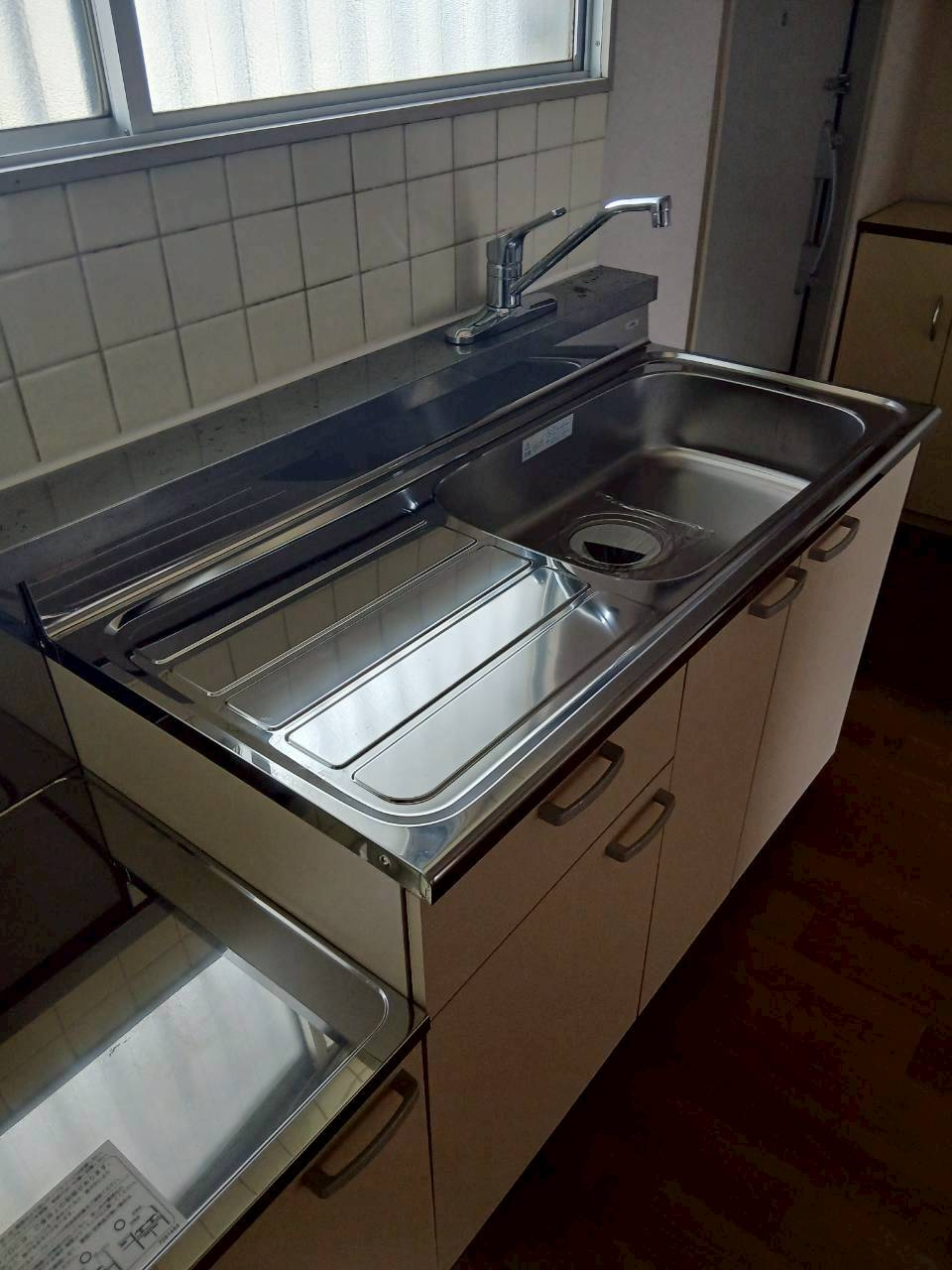 東松山マンションのキッチン|コンパクトなキッチンで掃除もラクラク