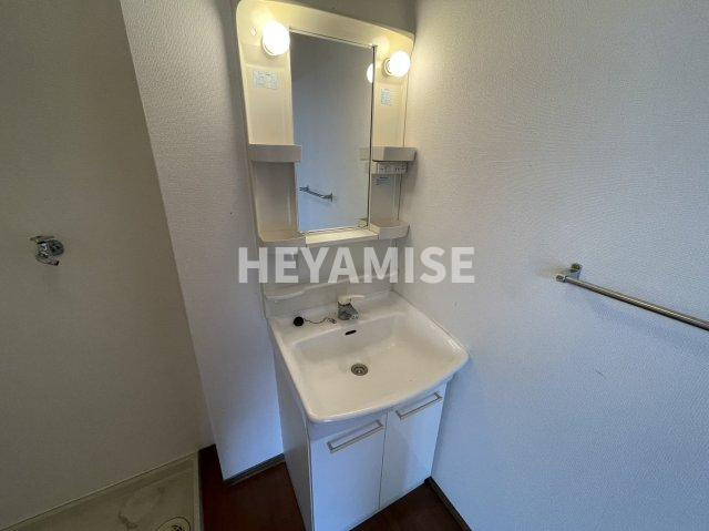 セジュールホワイトⅡの洗面所