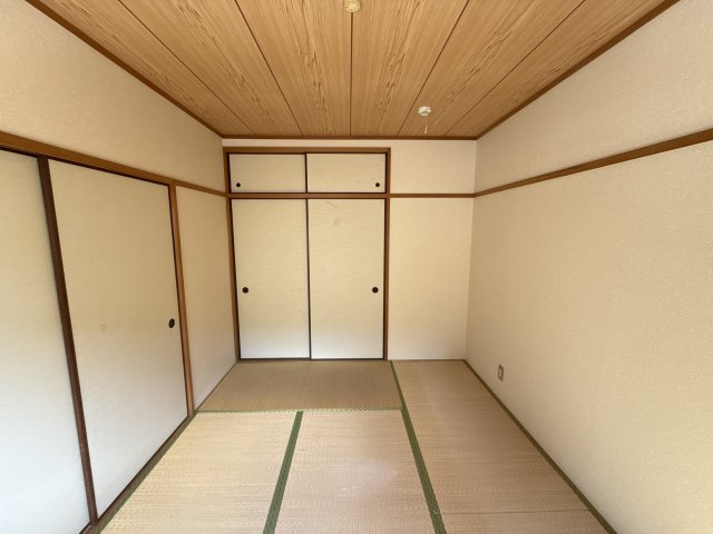 ハイツ宝林Ａ棟 の和室