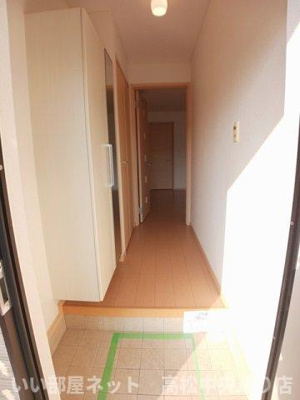 【玄関】 | ファミーユＭ