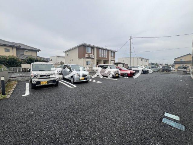 アーバンハイツＮの駐車場|高崎、前橋のお部屋探しはエンドスケープまで！お客様の理想お聞かせ下さい♪