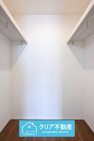 【収納】 | 第３富士見町時沢10号棟★太陽光パネル付き★ | ２か所収納があるので家族と分けて使用できます♪