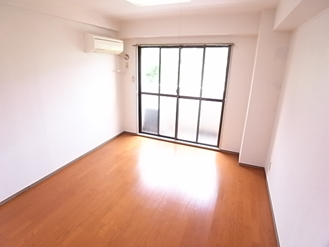 REGAL HOUSE Vの寝室