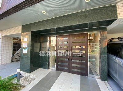 【エントランス】 | フューティバル横浜シティ