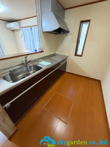 伊勢原市板戸　中古戸建のキッチン