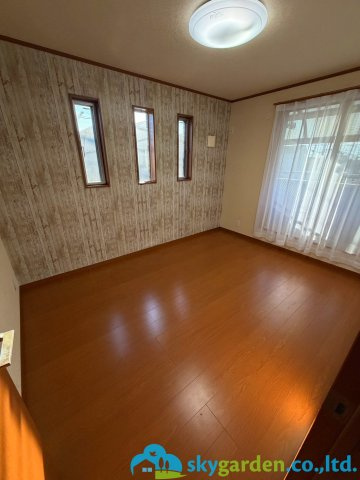 伊勢原市板戸　中古戸建の洋室