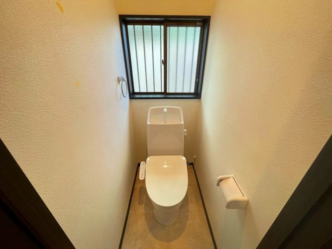 中古戸建 早良区田村4丁目のトイレ|清潔感のあるトイレです