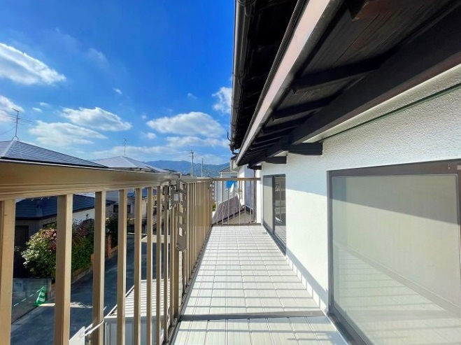 中古戸建 早良区田村4丁目のバルコニー|広々としたバルコニーです