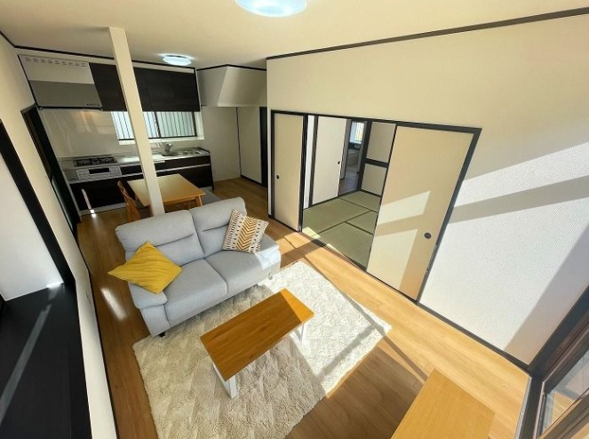 中古戸建 早良区田村4丁目の居間・リビング|ゆったり過ごせるリビングです