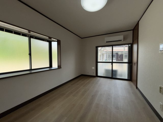 アルファメゾン二番館の洋室