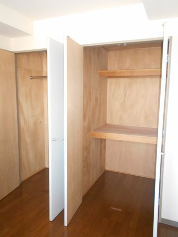 ＬＡＮＤ　ＨＯＭＥＳの収納