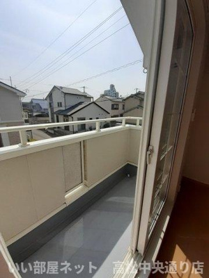 【バルコニー】 | リバティハウスＢ