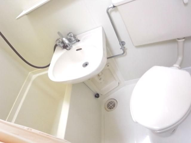 ジョイフル氷川台の浴室