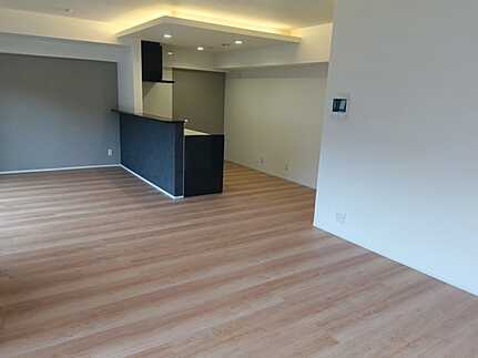 イーストヒルズ矢野弐番館の居間・リビング