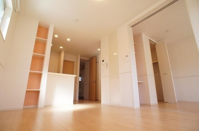 アルエットの居間・リビング