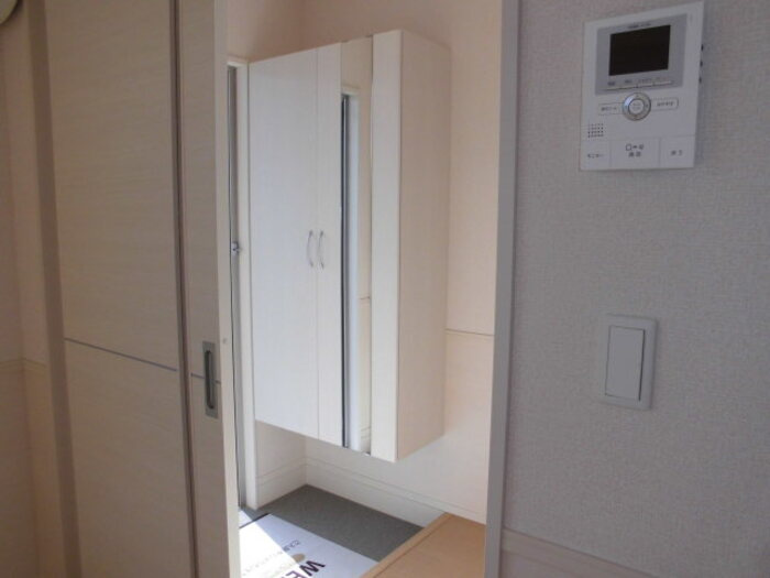 スローライフさしまⅡの玄関