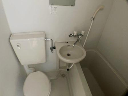 進藤ビルの洗面所