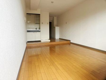 進藤ビルの居間・リビング