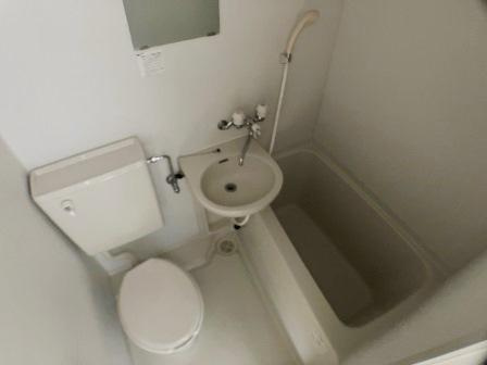 進藤ビルの浴室