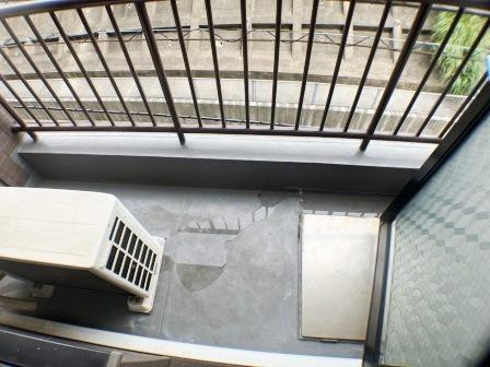 進藤ビルのバルコニー