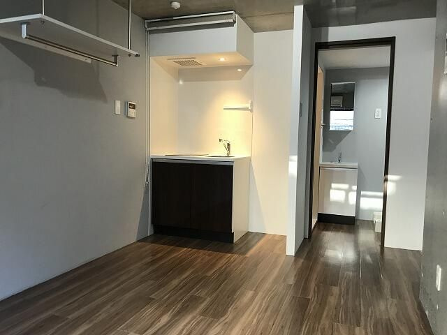 グロー・フォワード浅草の居間・リビング