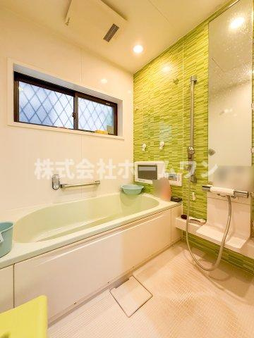 昭島市中神町　中古戸建の浴室|きれいなお風呂です