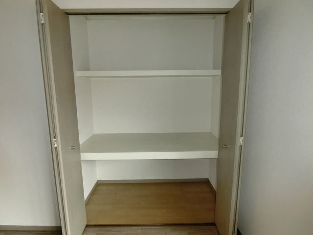 マリエ二番町の収納