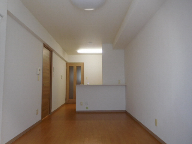 アートハイツ南今宿の居間・リビング