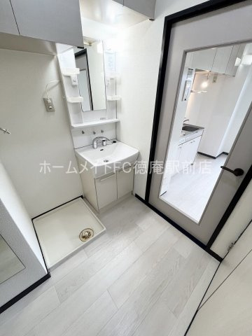 パークモダン高井田の洗面所