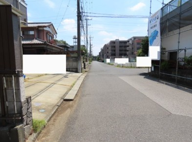 鶴ヶ島市富士見中古戸建の前面道路含む現地写真