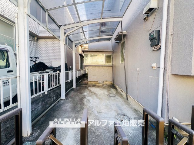 福生市加美平3丁目　中古戸建の駐車場|【Parking】
◆駐車場◆「家族の自転車が多い」「バイクを停めたい」など、駐車スペースがみんなの欲しいを全て解消してくれます。