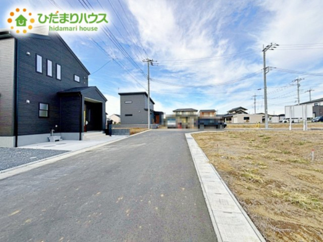 【前面道路含む現地写真】 | ひたちなか足崎19期　新築戸建　1号棟 | 落ち着いた住環境が魅力的です☆