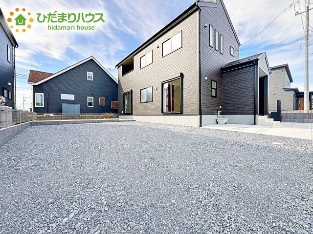 【駐車場】 | ひたちなか足崎19期　新築戸建　1号棟 | マイホームなら駐車場代がかかりません。しかも、自宅の駐車場で洗車が出来ます！今までコイン洗車に行っていた手間も省けて、節約にも繋がります(^^♪