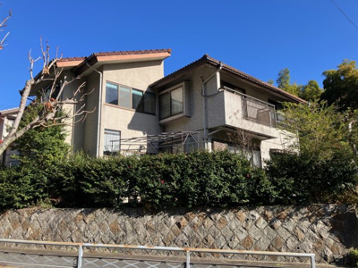 【外観】 | ガーデンハウス洛西境谷公園 | 西・南側高台につき通風 ・採光良好です。