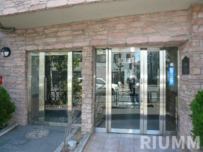 【エントランス】 | メインステージ本駒込駅前