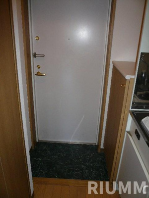 【玄関】 | メインステージ本駒込駅前