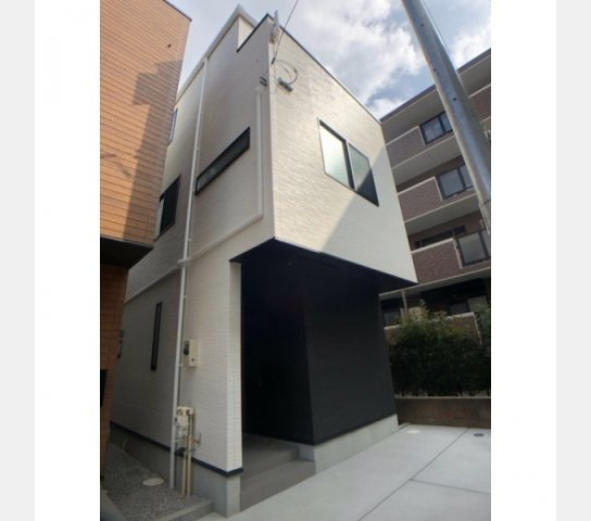 Kolet南与野の外観