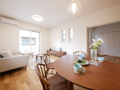 【居間・リビング】 | サンコート 若松区響南町 | いよいよ最終価格！今がお得です♪