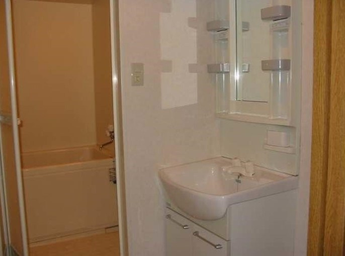 ローズガーデンの独立洗面台