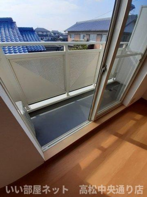 【バルコニー】 | パレ・コリーヌ