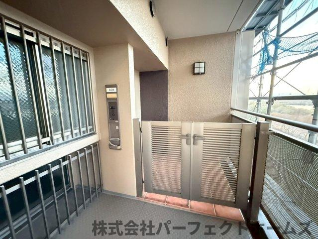 リバティパーク枚方B棟のエントランス|ゆとりのあるエントランスです