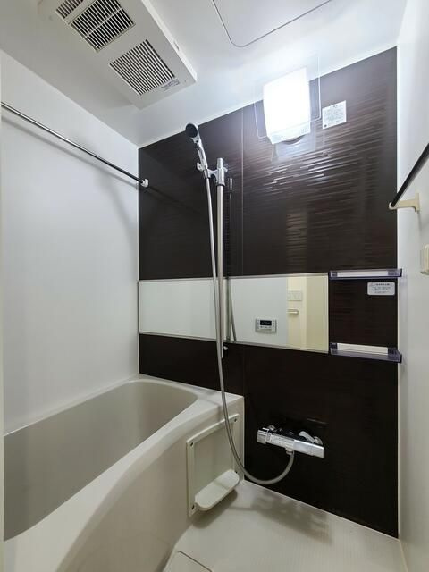 プラチナフォルム上野の浴室