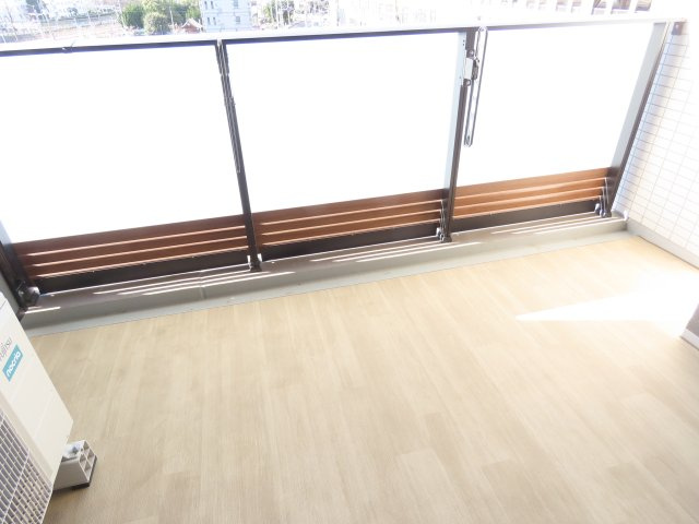 スカイグランデ津田沼のバルコニー