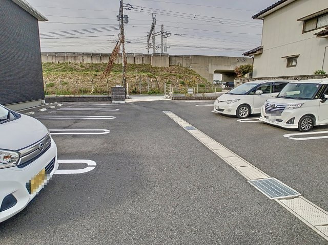 レジデンス木屋瀬Ｂの駐車場