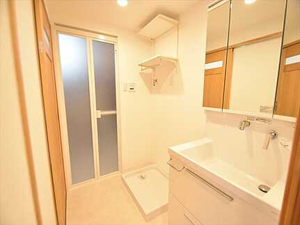 サンヴェール海老園の独立洗面台