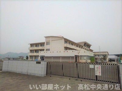 【周辺】 | ベル・グラース | 三豊市立下高瀬小学校まで750m